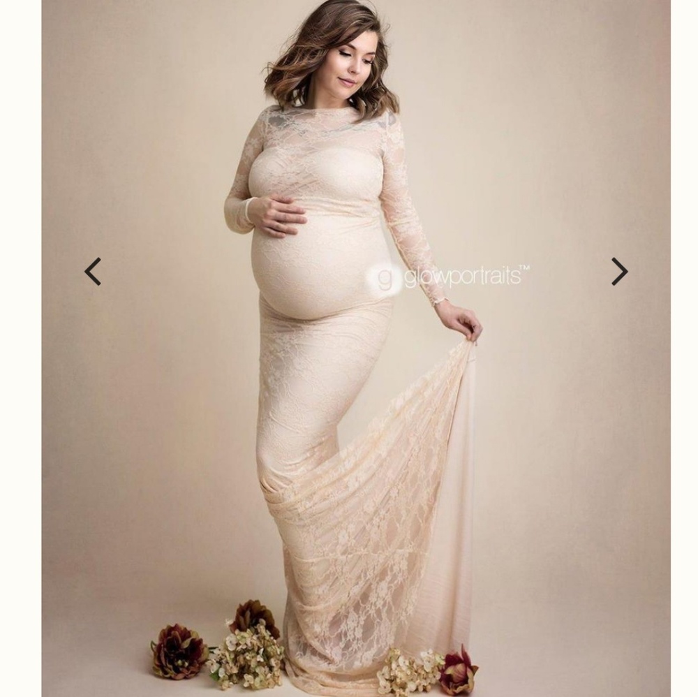 SewTrendy Lace 'Selena' Maternity Dress